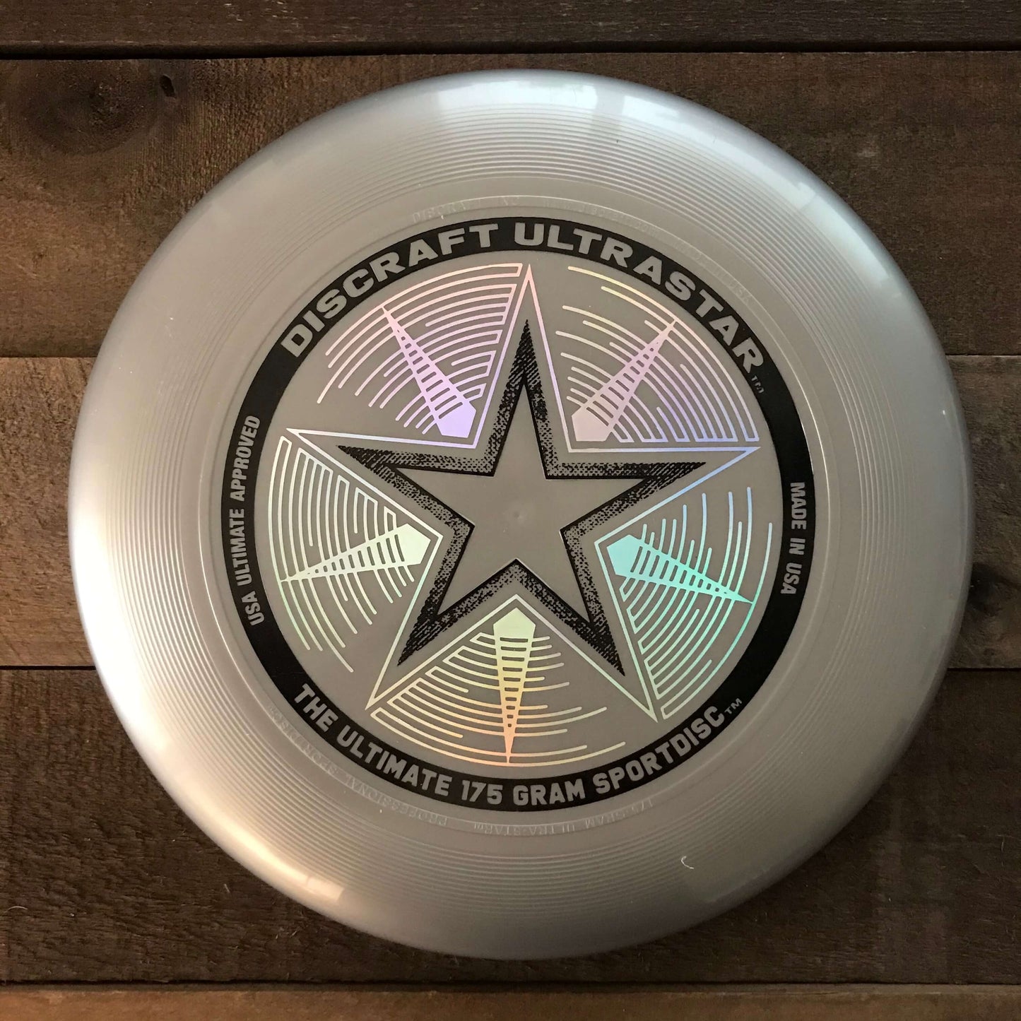 Discraft Ultra-Star 175g Ultimate Frisbee (Colors may vary)